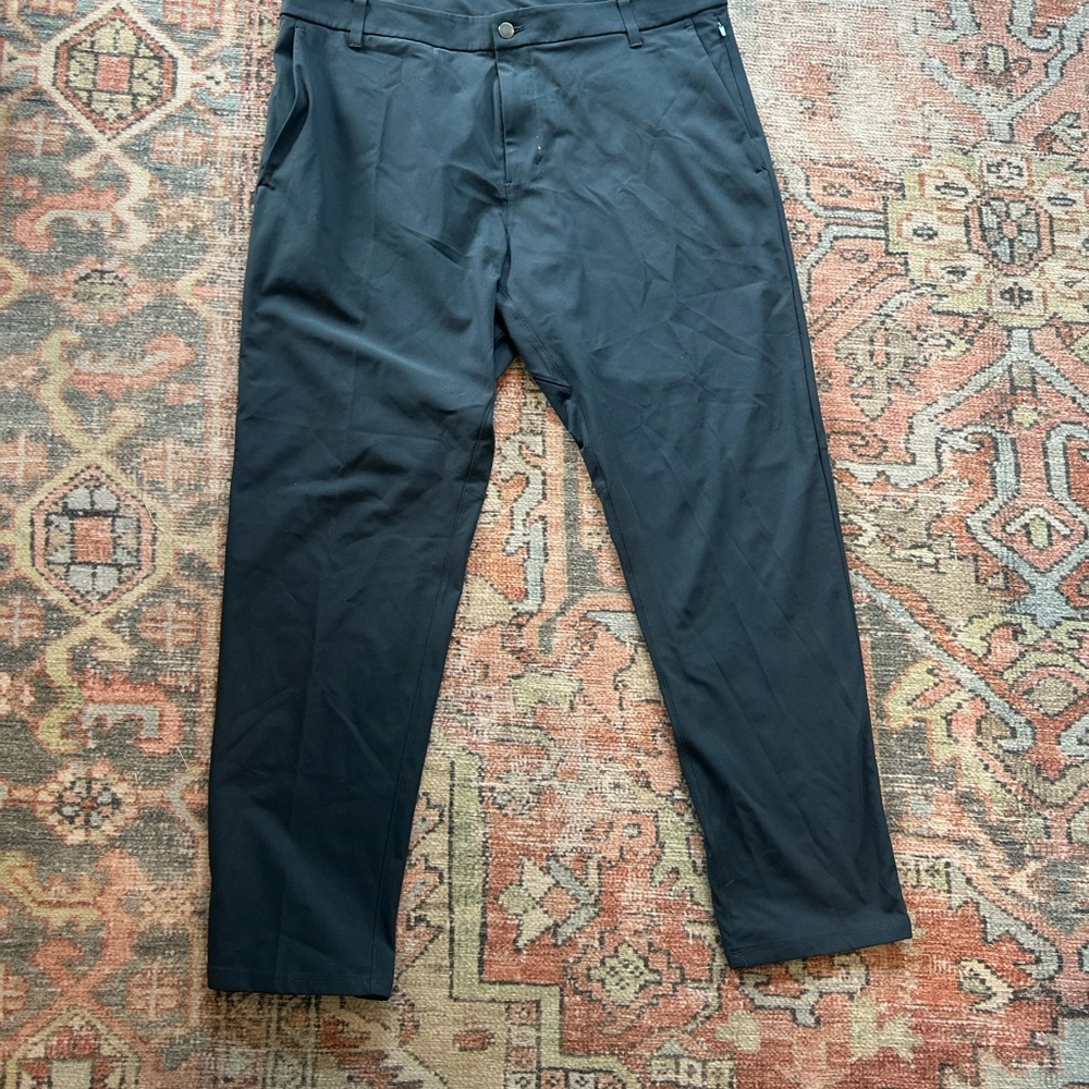 Lululemon Athletica Men's Dark Grey ABCs Chinos